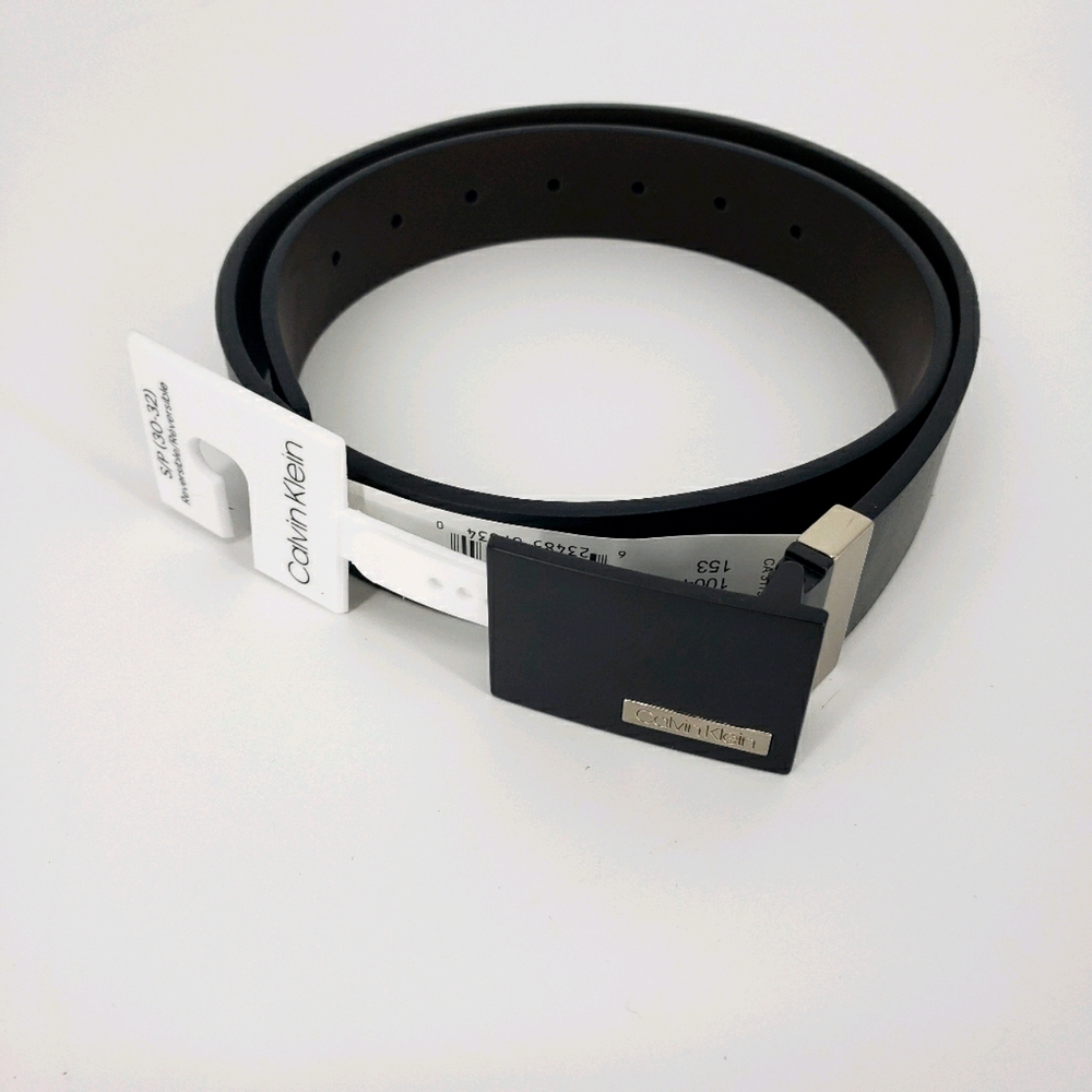 Calvin Kline belt - Solid black buckle